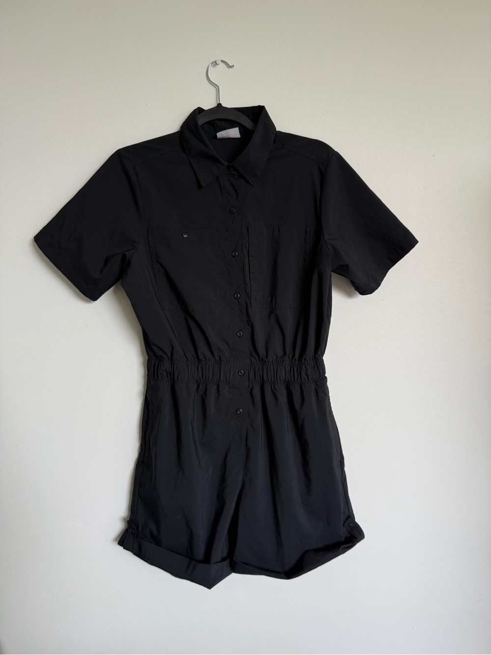 Columbia Black Short-Sleeve One-Piece Romper
